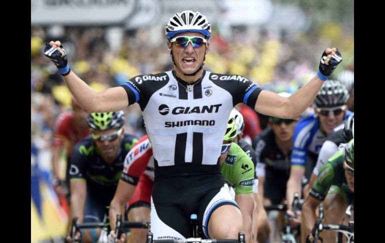 El alemán, con cuatro triunfos del año pasado, suma ya seis parciales en la ronda gala. AFP /