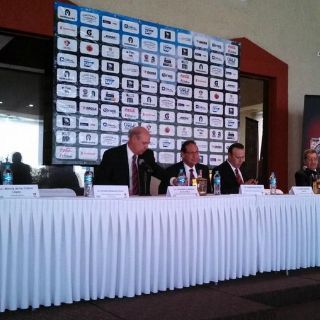 Presentan torneo de Golf Atlas Country Club