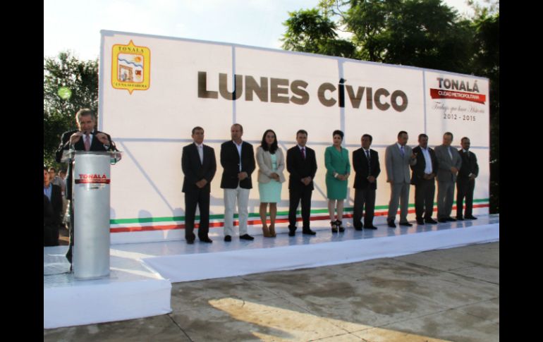 Además se hizo la entrega de dos equipos de cómputo especializado en la detección de vehículos robados a la CSP. ESPECIAL /