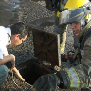 Evacuan a cinco mil personas en el DF por fuga de gas