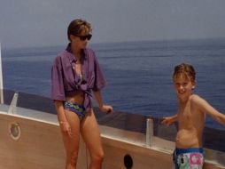 'El verano llegó #TBT princesa Diana en el TMblue 1990', escribe Giancarlo en la leyenda de la imagen. ESPECIAL /