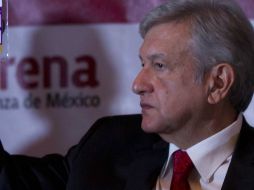 López Obrador se congratula luego de que el INE avalara a Morena como partido político. ARCHIVO /
