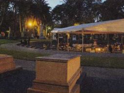 El pasado 13 de junio la actriz Claudia Cervantes realizó una fiesta en la Rotonda de las Personas Ilustres. ARCHIVO /