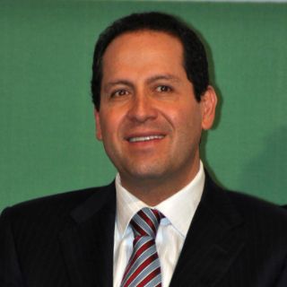 Eruviel Avila busca alternativas para 'Hoy no circula'