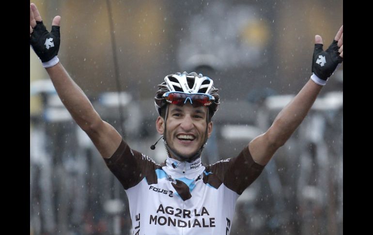 Blel Kadri, de 24 años, celebra primera victoria gala en Francia. AP /