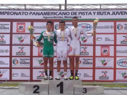 Morales (plata), Restrepo (oro) y Jaramillo (bronce) celebran su triunfo en el podio del Campeonato Panamericano. Foto: @CONADE. ESPECIAL /