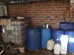 Luego de la captura aseguran 21 mil cien litros de gasolina robada y otros mil de diesel.  /