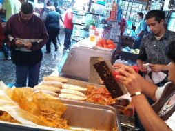 Ingerir alimentos nos da la energía que necesitamos para las actividades del día, por eso es importante que comamos bien y a tiempo. ARCHIVO /