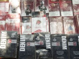Los cigarros ilegales podrían ser falsificaciones, elaborados con químicos tóxicos y distintos a la planta del tabaco. ARCHIVO /