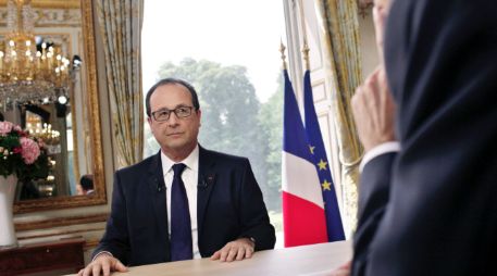Hollande, en una entrevista concedida a las dos principales televisoras galas con motivo del 14 de julio, día nacional de Francia. AFP /