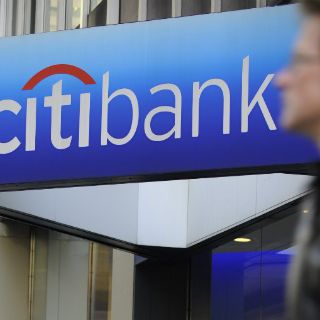 Citigroup reduce a la mitad su beneficio semestral