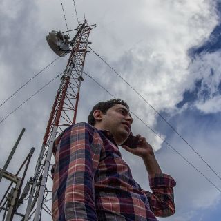 Axtel, interesado en adquirir activos de América Móvil