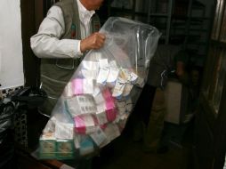 En lo que va del año, se han decomisado 200 toneladas de fármacos con riesgo sanitario. ARCHIVO /