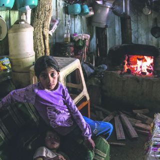 Subsisten sin luz 70 mil jaliscienses