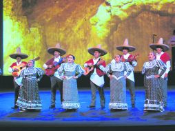De varios estados. Los números que interpretaron cubrieron la música tradicional de varios estados de la república.  /
