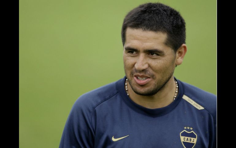 Riquelme sale de Boca Juniors después de varios escándalos. ARCHIVO /
