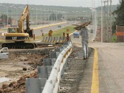 Obras, necesarias para aprovechar inversión en las comunicaciones y los transportes: consultores. ARCHIVO /