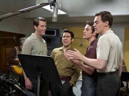 • Jersey Boys: Persiguiente la música WARNER BROS. PICTURES  /