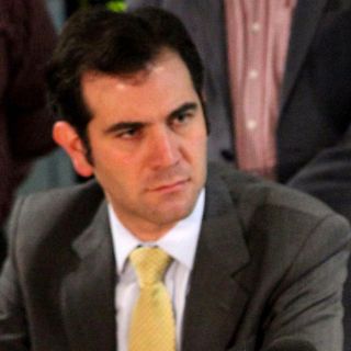 El INE instalará ocho mil casillas para nuevo dirigente del PRD