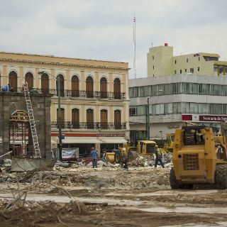 Entregan 30 proyectos para nuevo Mercado Corona