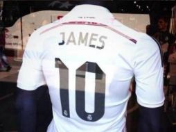 En España incluso ya venden la playera merengue con el nombre. Twitter: @futbolred. ESPECIAL /