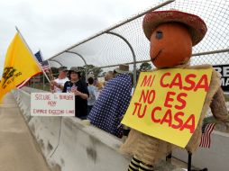 La reciente crisis migratoria que enfrenta EU, ha dividido opiniones entre sus principales fuerzas políticas. AP /