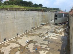 La ampliación del Canal debía concluir este año, pero las autoridades calculan que terminarán en diciembre de 2015. ARCHIVO /