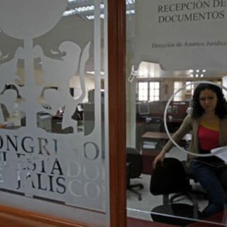 Incumplen con padrón de malos funcionarios