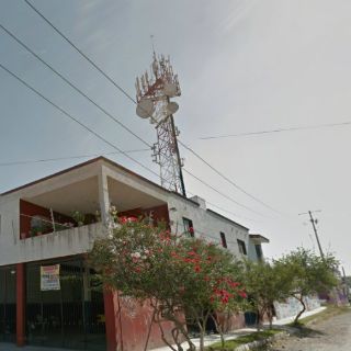 América Móvil no quiere vender torres de transmisión telefónica