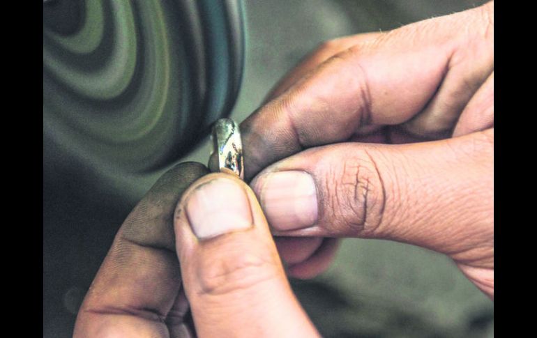 Industriales del ramo creen que entre la población muchas veces no se diferencia entre productos joyeros de calidad e imitaciones.  /