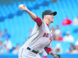 Mala racha. Jake Peavy se convirtió en el primer lanzador de Boston que pierde nueve decisiones al hilo, desde Jim Lonborg in 1969. AFP /