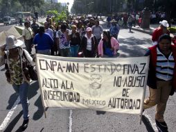 Integrantes de 45 organizaciones campesinas, que marcharon desde el Ángel de la Independencia a la Secretaría de Gobernación. SUN /