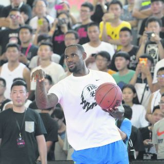 Cleveland podría formar un 'Big Three'