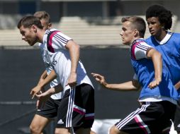 Los Merengues abrirán el torneo ante el recién ascendido Córdoba donde juega el mexicano Uli Dávila. EFE /
