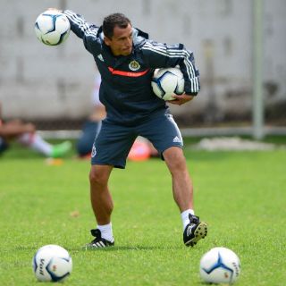 Revolución total en Fuerzas Básicas de Chivas