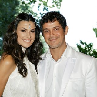 Alejandro Sanz da la bienvenida a su hija Alma