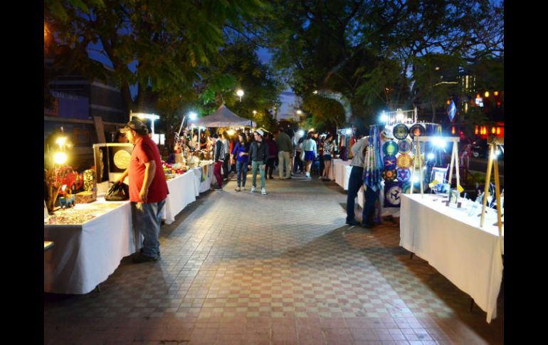 La instalación de la iluminación estará diseñada para realzar la imagen urbanística de la zona. ARCHIVO /