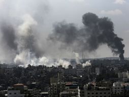 Incendios en el norte de la Franja de Gaza causados por los ataques israelíes. AP /