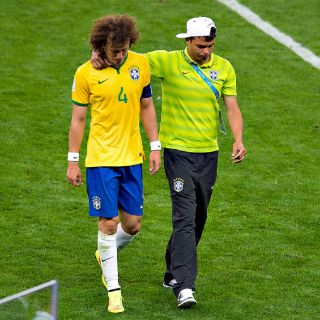 Dunga critica a futbolistas brasileños 'llorones'