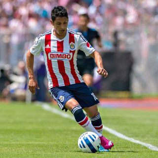 Ángel Reyna es suspendido un partido