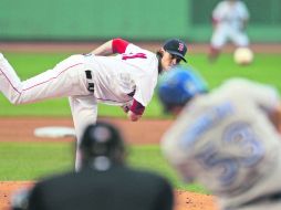 A batazos. Clay Buchholz, lanzador abridor de Boston, permitió siete singles y un total de siete carreras AP /