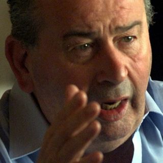 Julio Grondona, internado por ''ligera indisposición''