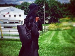 Las personas están muy intrigadas por saber el motivo del viaje de la mujer. ESPECIAL /