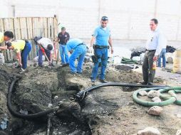 IMAGEN COTIDIANA. Las tomas clandestinas de hidrocarburos son cosa de todos los días. SUN /