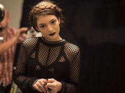 La neozelandesa se declaró en sus redes sociales emocionada por el 'encargo'. ESPECIAL /