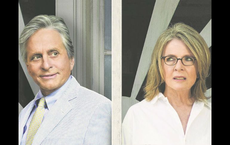 Michael Douglas y Diane Keaton son los encargados de protagonizar la cinta 'Juntos...pero no tanto'. ESPECIAL /