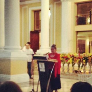 Distinguen a actriz yucateca Eglé Mendiburu por 55 años de carrera