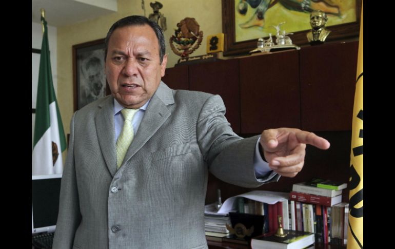 Jesús Zambrano reitera que el PRD seguirá buscando alternativas para el impulso de reformas de beneficio colectivo. ARCHIVO /