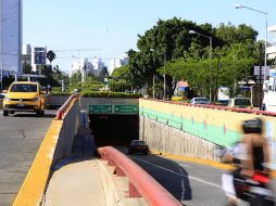 El secretario de Obras Públicas de Guadalajara señaló que no existe riesgo para los automovilistas.  /