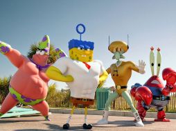 Equipo. Para esta cinta Bob Esponja está acompañado de Patricio y Calamardo; serán filmados bajo la tecnología CGI. ESPECIAL /